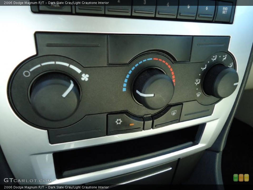 Dark Slate Gray/Light Graystone Interior Controls for the 2006 Dodge Magnum R/T #38959110