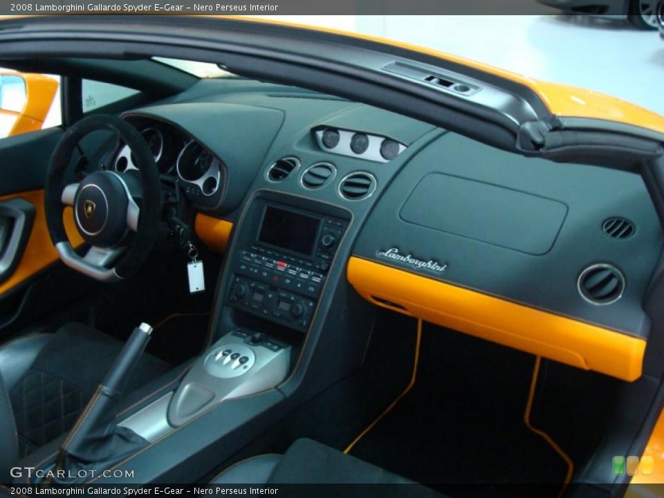 Nero Perseus Interior Photo for the 2008 Lamborghini Gallardo Spyder E-Gear #38970197