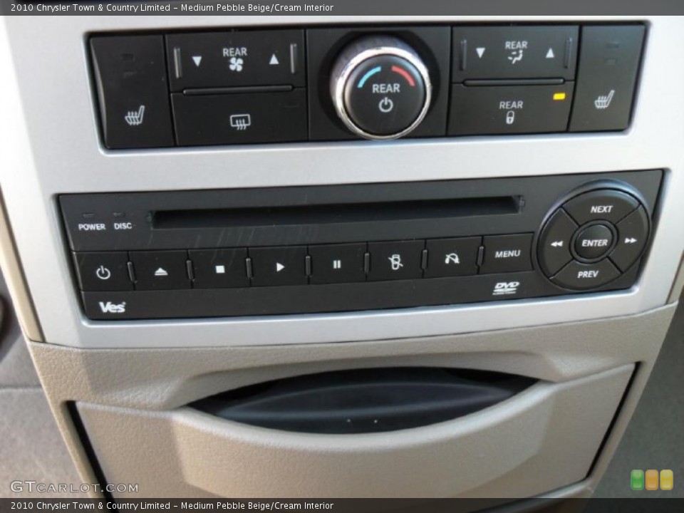 Medium Pebble Beige/Cream Interior Controls for the 2010 Chrysler Town & Country Limited #38971224