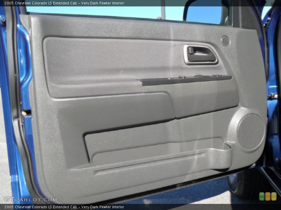 Very Dark Pewter Interior Door Panel for the 2005 Chevrolet Colorado LS Extended Cab #38974845