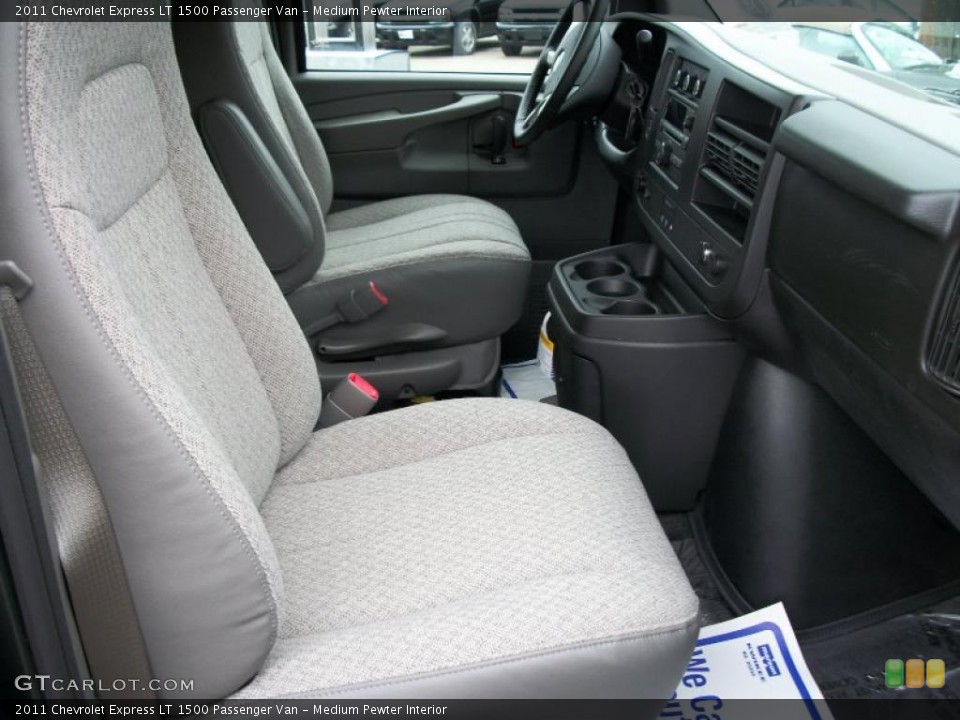 Medium Pewter Interior Photo for the 2011 Chevrolet Express LT 1500 Passenger Van #38975898