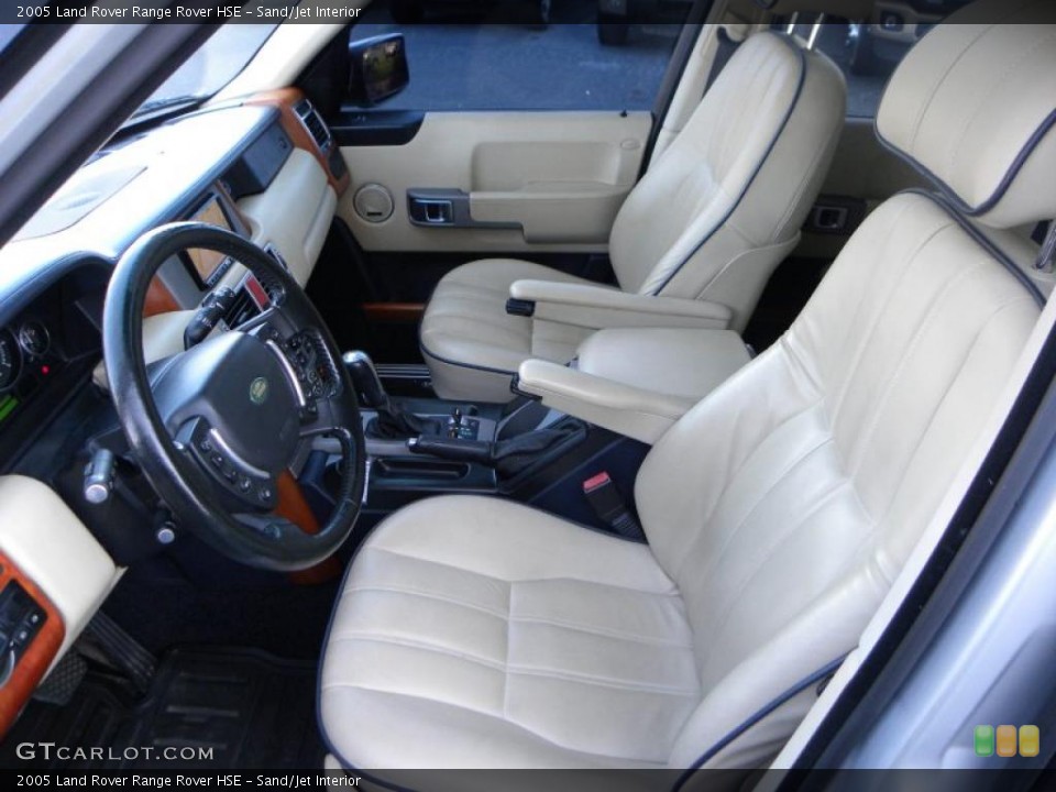 Sand/Jet Interior Photo for the 2005 Land Rover Range Rover HSE #38976032