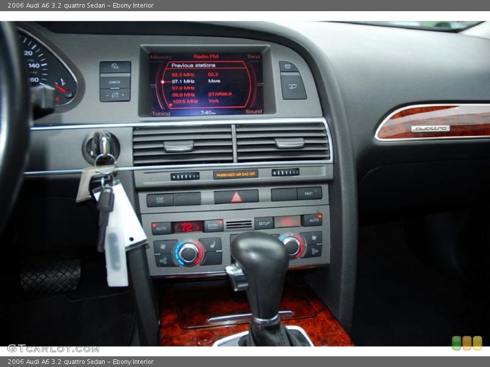 Ebony Interior Controls for the 2006 Audi A6 3.2 quattro Sedan #38978847