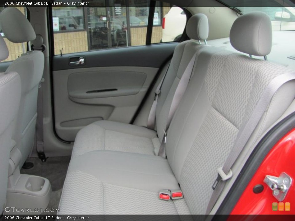 Gray Interior Photo for the 2006 Chevrolet Cobalt LT Sedan #38984529