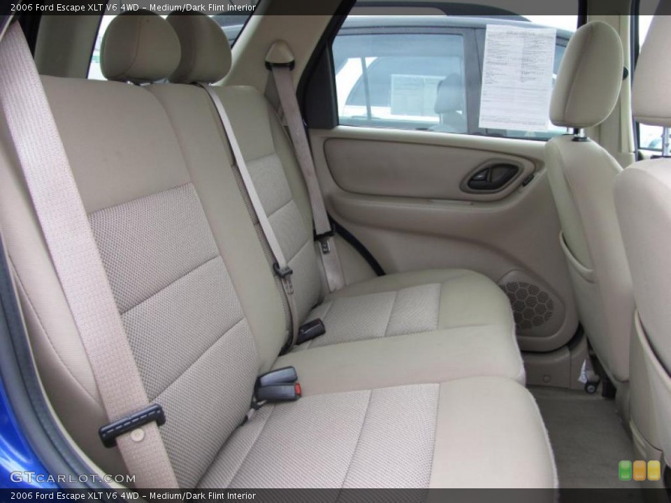 Medium/Dark Flint Interior Photo for the 2006 Ford Escape XLT V6 4WD #38985041