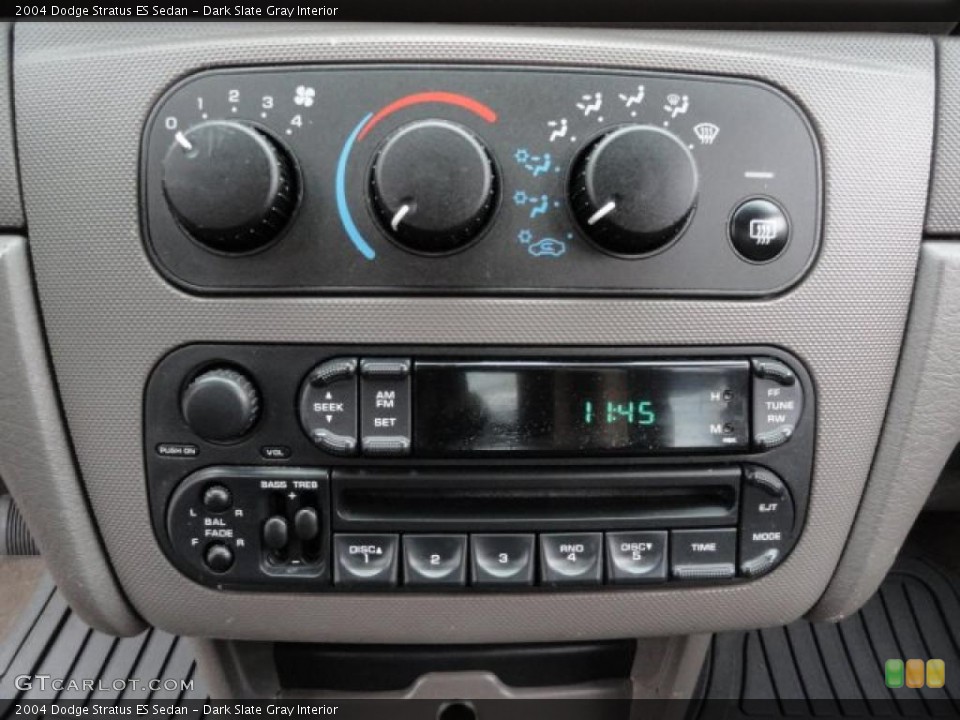 Dark Slate Gray Interior Controls for the 2004 Dodge Stratus ES Sedan #38990797