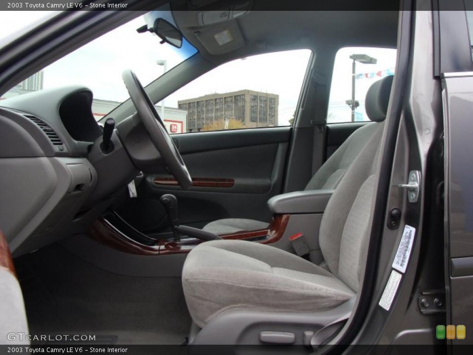 Stone Interior Photo for the 2003 Toyota Camry LE V6 #38991965