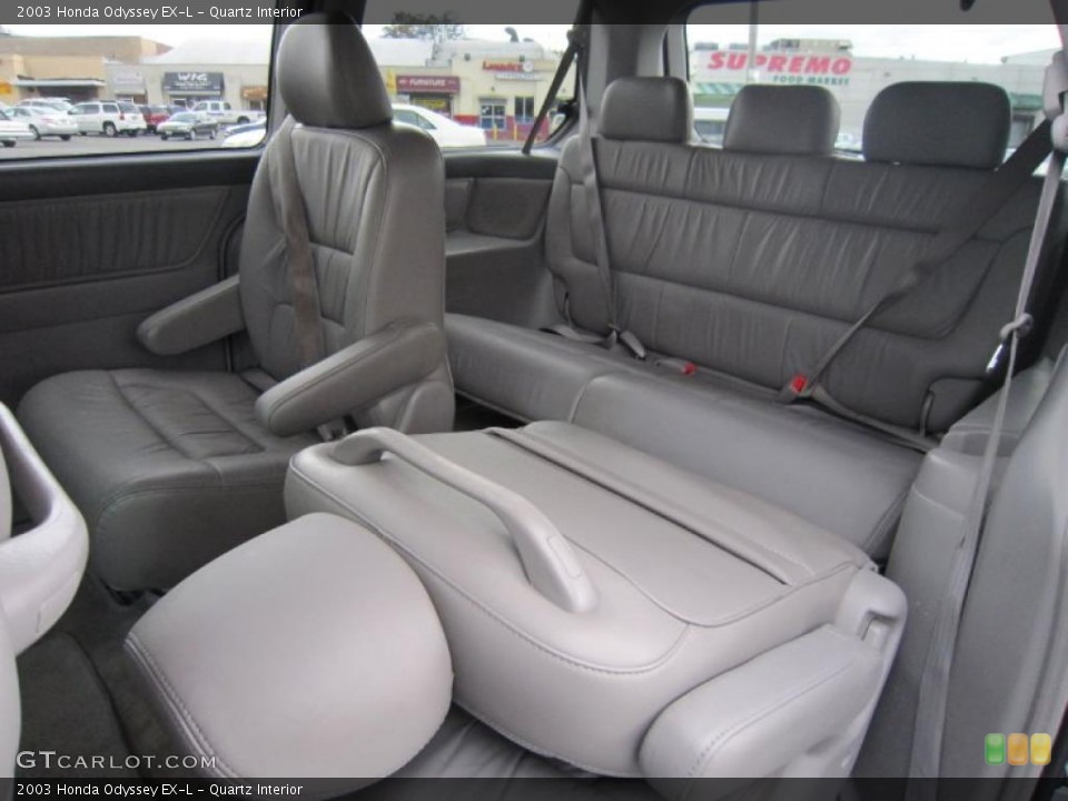 Quartz Interior Photo for the 2003 Honda Odyssey EX-L #38994013