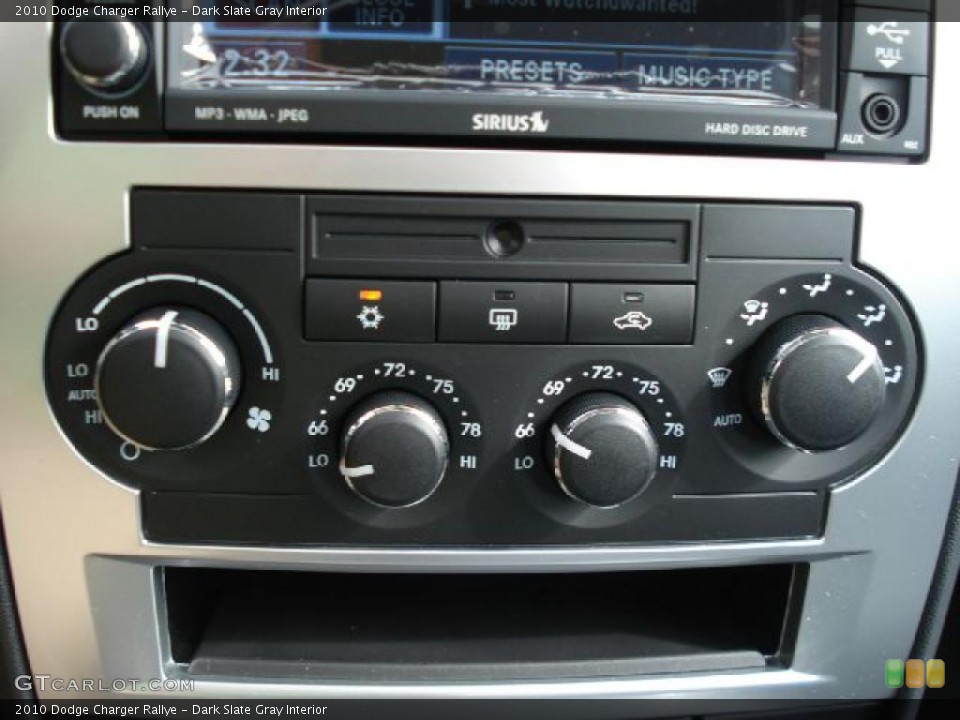 Dark Slate Gray Interior Controls for the 2010 Dodge Charger Rallye #38995834