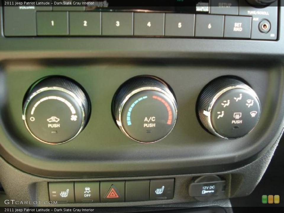 Dark Slate Gray Interior Controls for the 2011 Jeep Patriot Latitude #38996458