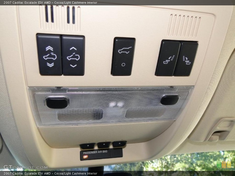 Cocoa/Light Cashmere Interior Controls for the 2007 Cadillac Escalade ESV AWD #38996586