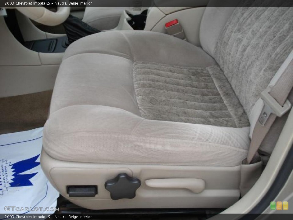 Neutral Beige Interior Photo for the 2003 Chevrolet Impala LS #38999266