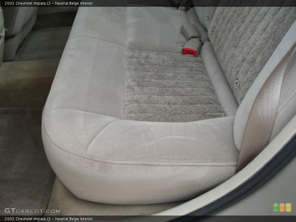 Neutral Beige Interior Photo for the 2003 Chevrolet Impala LS #38999282