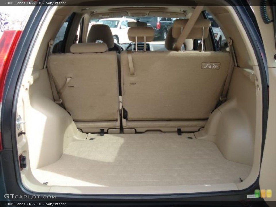 Ivory Interior Trunk for the 2006 Honda CR-V EX #38999722