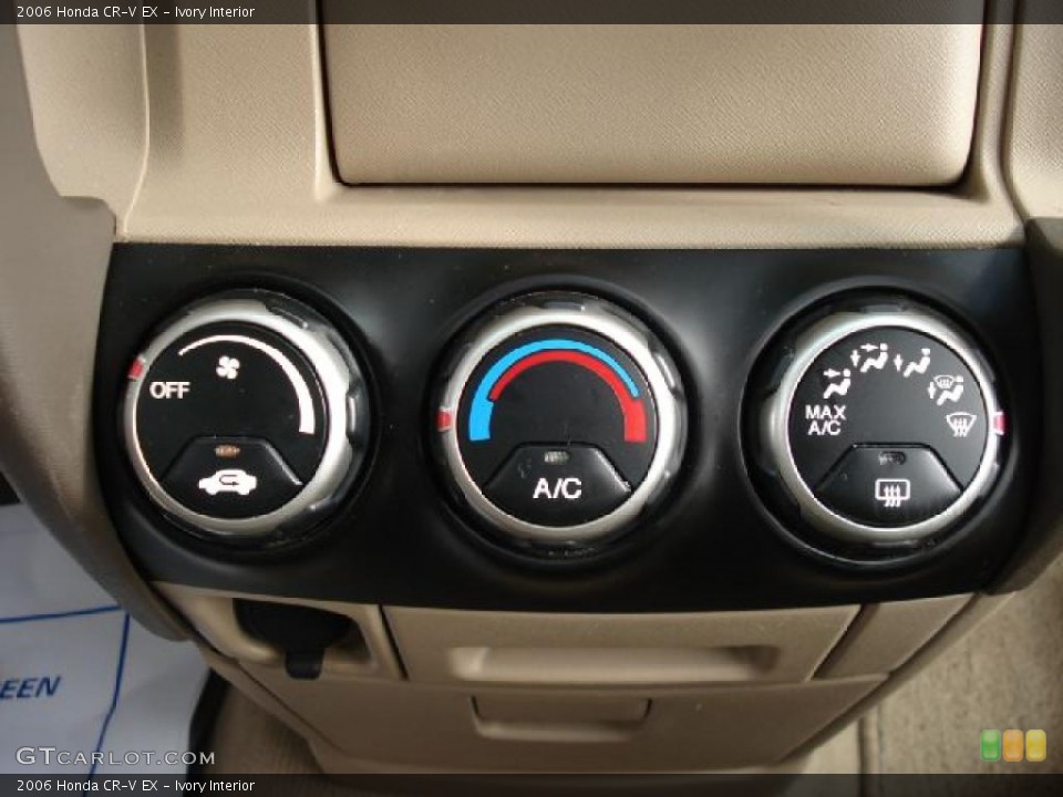 Ivory Interior Controls for the 2006 Honda CR-V EX #38999802