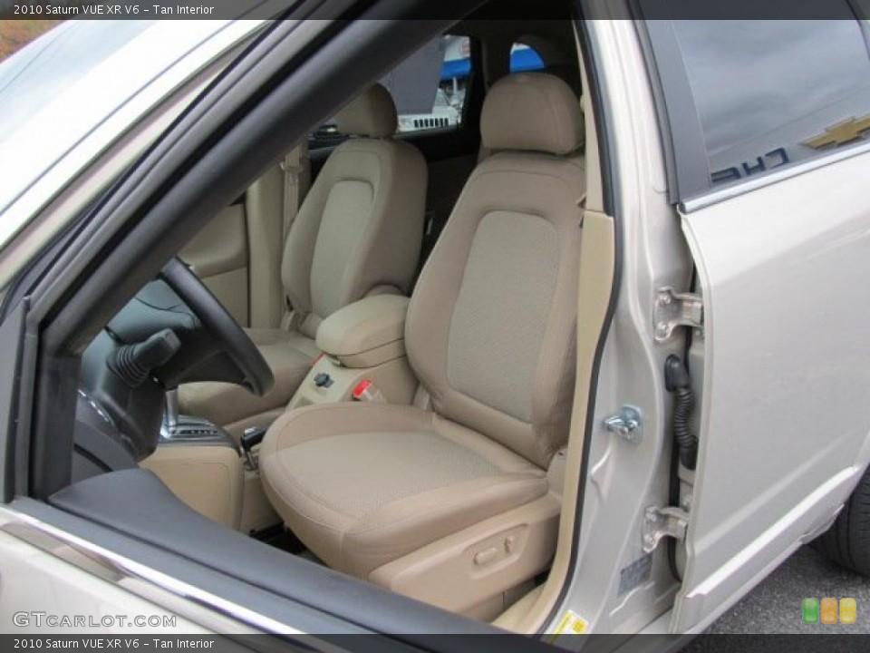 Tan Interior Photo for the 2010 Saturn VUE XR V6 #39002766