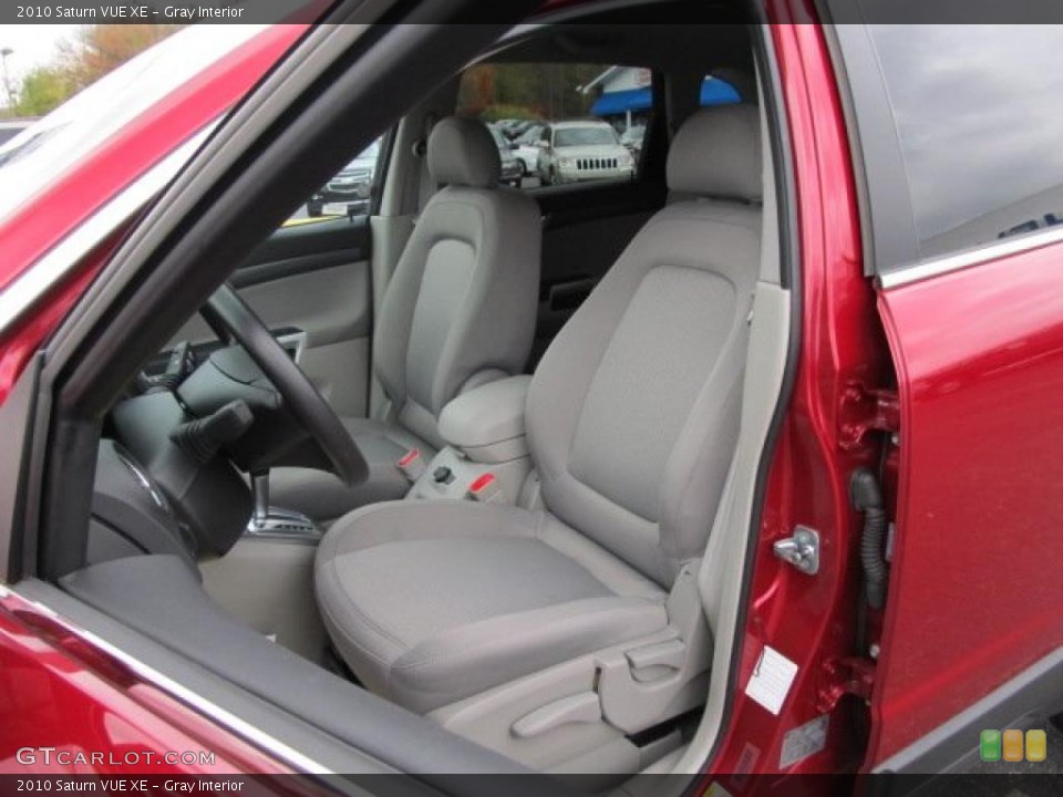 Gray Interior Photo for the 2010 Saturn VUE XE #39002946