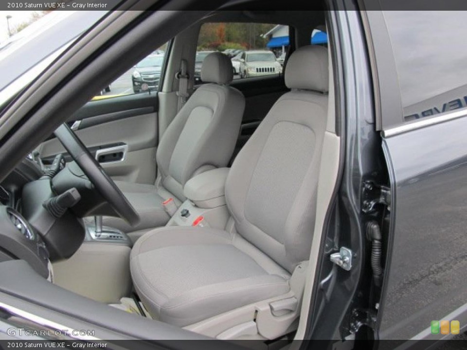 Gray Interior Photo for the 2010 Saturn VUE XE #39003174