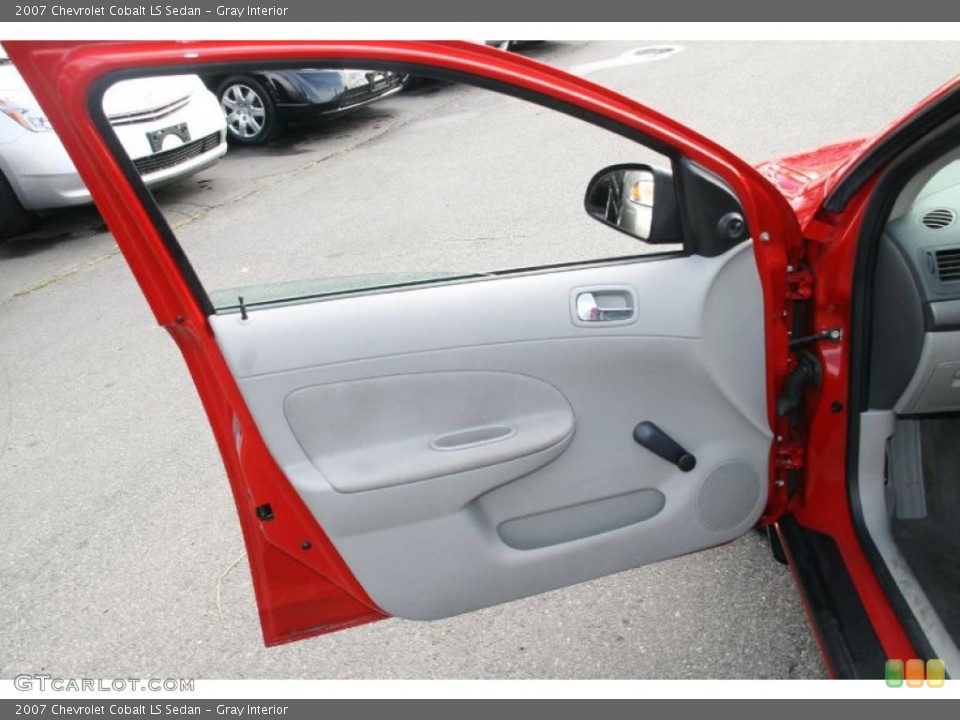 Gray Interior Door Panel for the 2007 Chevrolet Cobalt LS Sedan #39005426