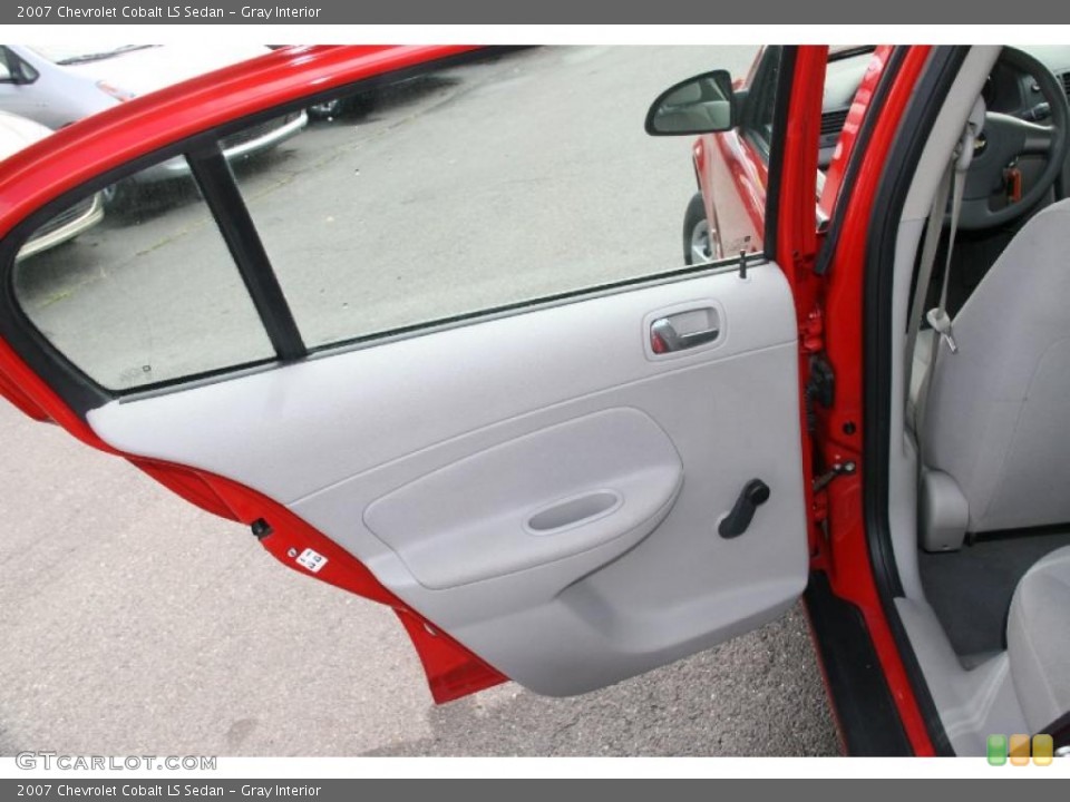 Gray Interior Door Panel for the 2007 Chevrolet Cobalt LS Sedan #39005430