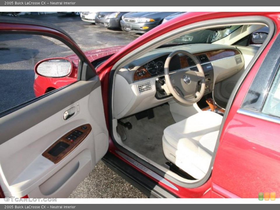 Neutral Interior Photo for the 2005 Buick LaCrosse CX #39005622