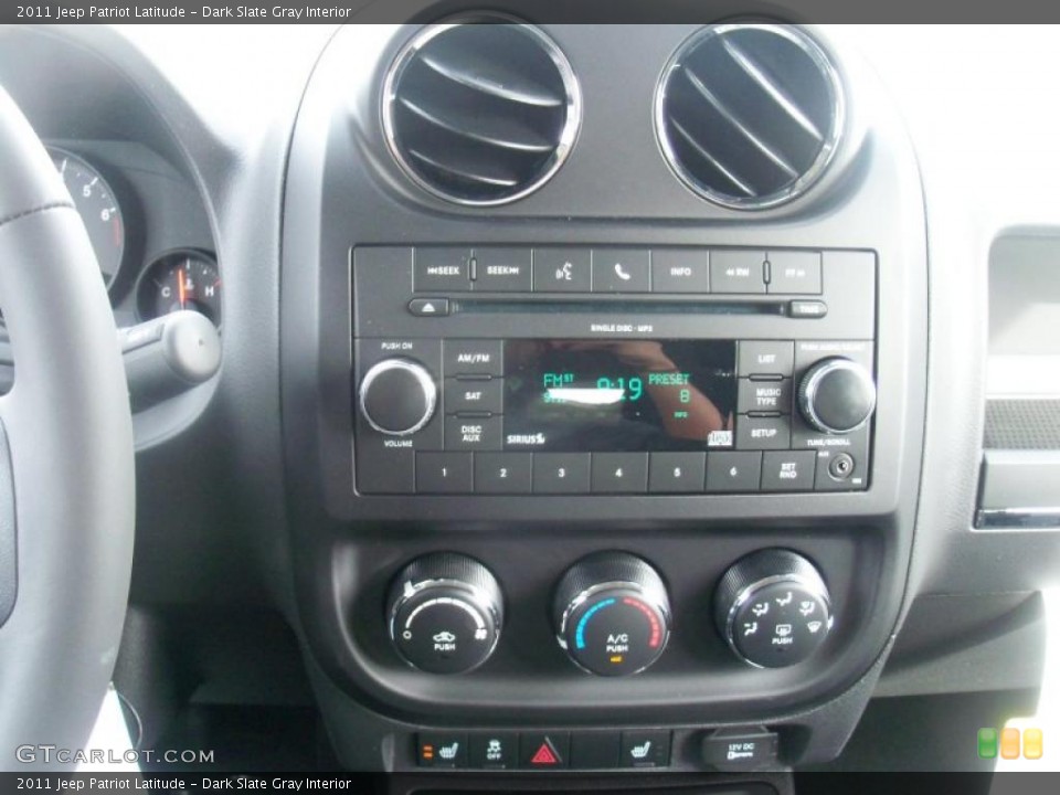 Dark Slate Gray Interior Controls for the 2011 Jeep Patriot Latitude #39007443