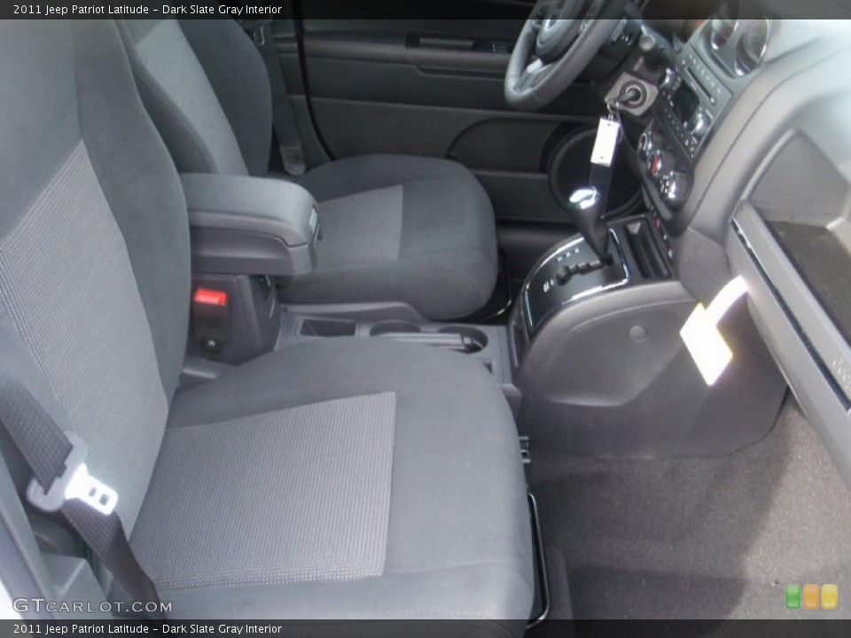 Dark Slate Gray Interior Photo for the 2011 Jeep Patriot Latitude #39007759