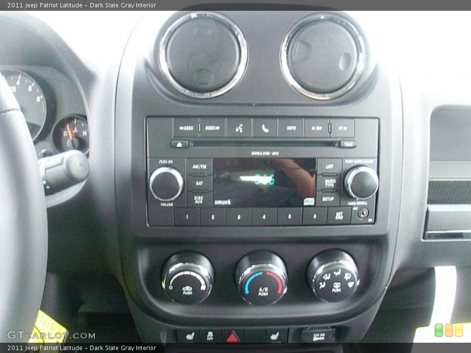 Dark Slate Gray Interior Controls for the 2011 Jeep Patriot Latitude #39008267