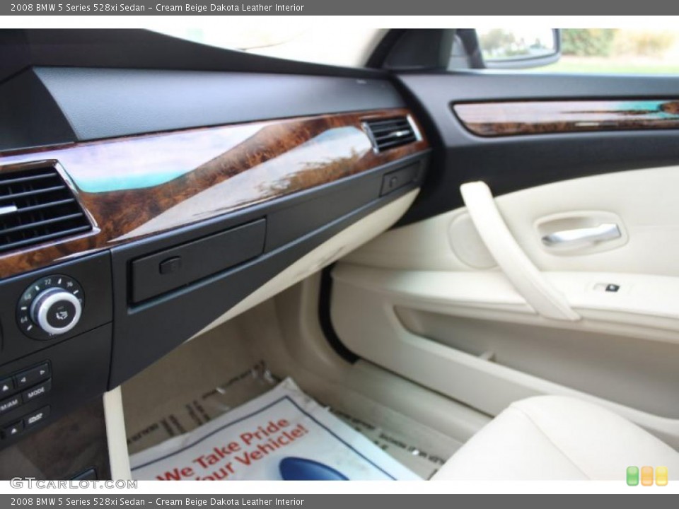 Cream Beige Dakota Leather Interior Photo for the 2008 BMW 5 Series 528xi Sedan #39009503