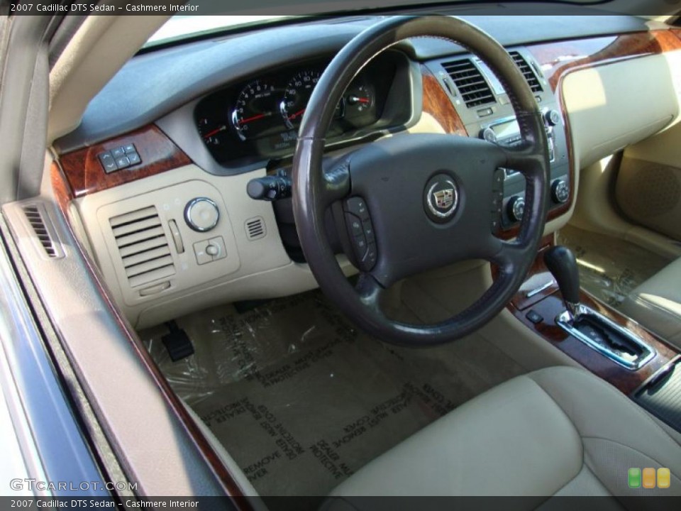 Cashmere Interior Steering Wheel for the 2007 Cadillac DTS Sedan #39021963