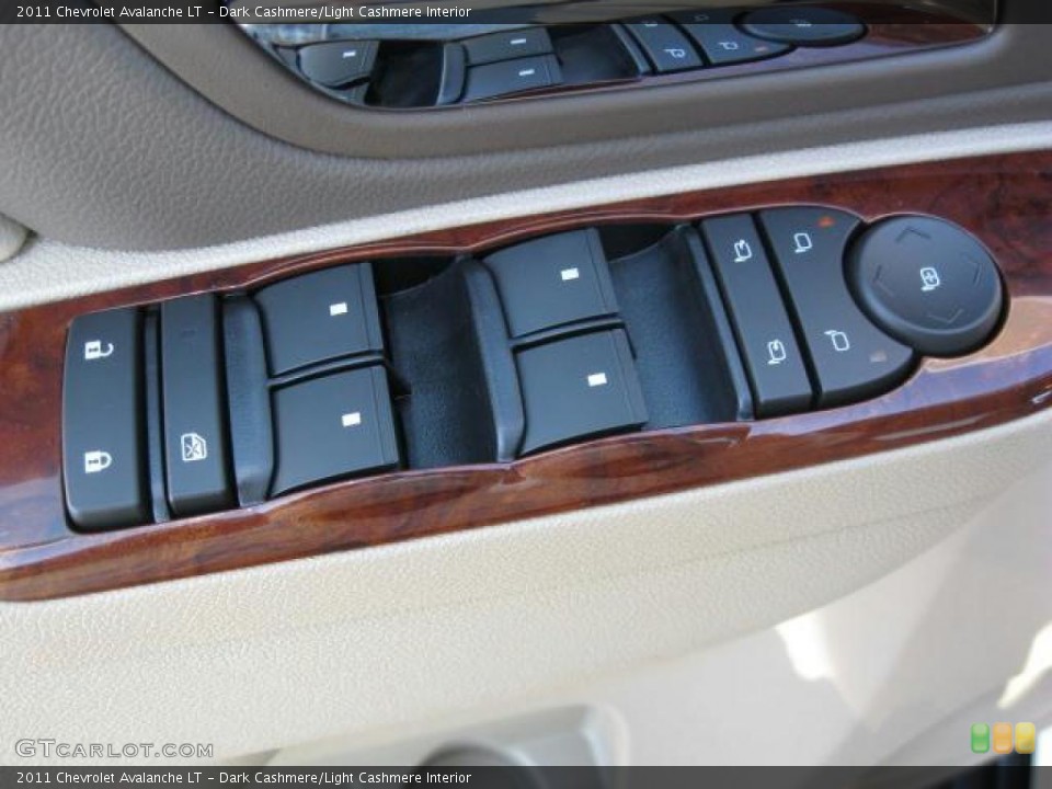 Dark Cashmere/Light Cashmere Interior Controls for the 2011 Chevrolet Avalanche LT #39023255