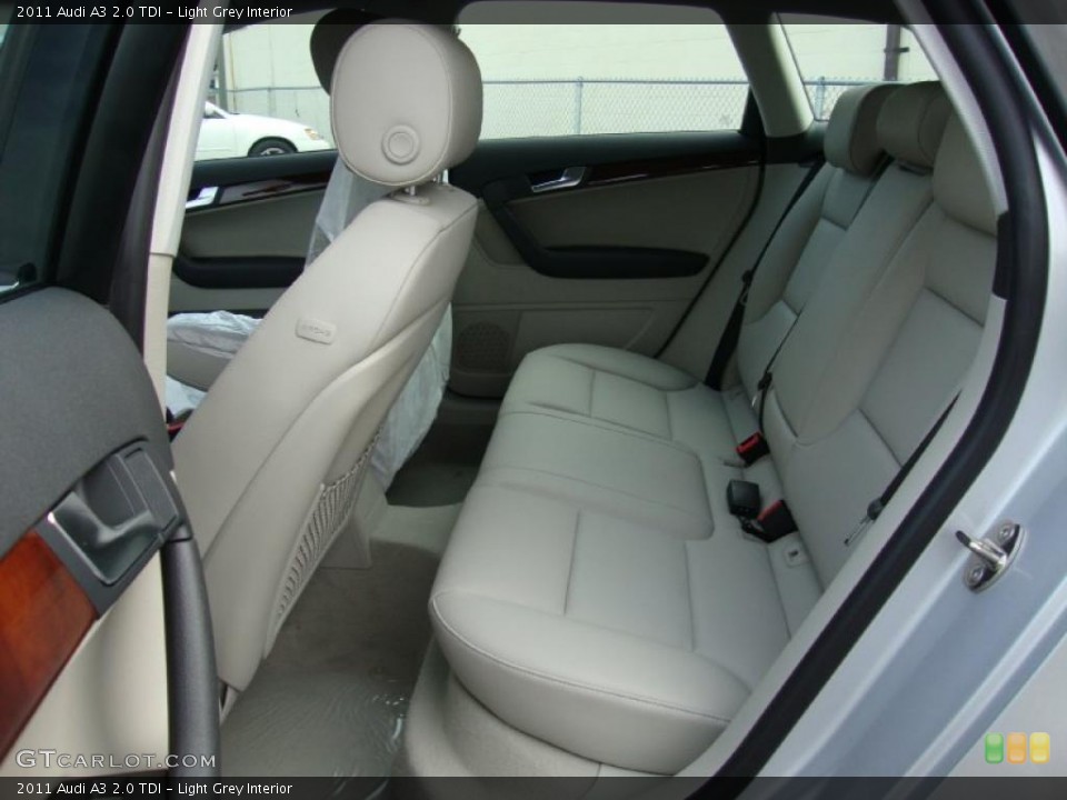 Light Grey Interior Photo for the 2011 Audi A3 2.0 TDI #39028799