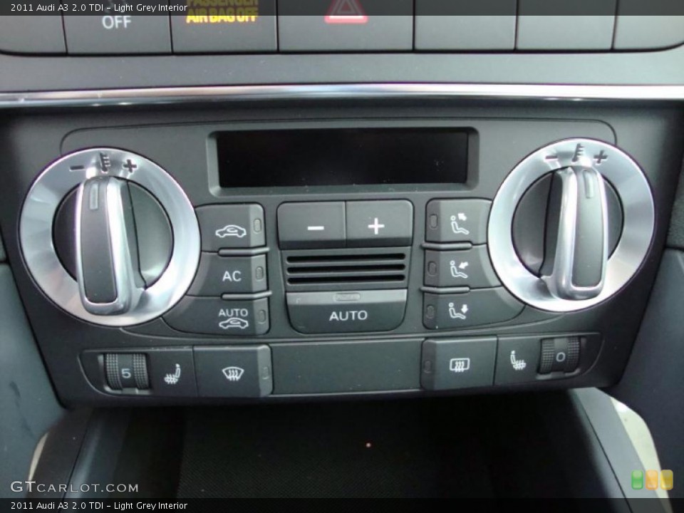 Light Grey Interior Controls for the 2011 Audi A3 2.0 TDI #39028975