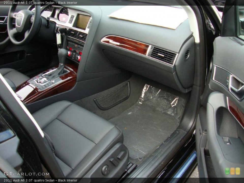 Black Interior Photo for the 2011 Audi A6 3.0T quattro Sedan #39029431