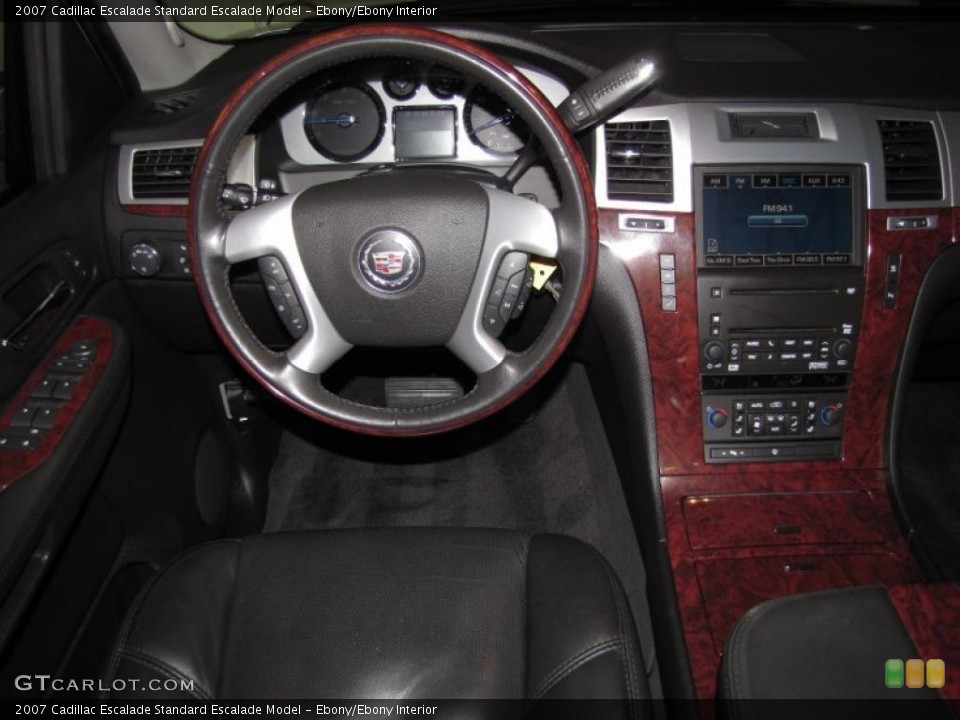 Ebony/Ebony Interior Steering Wheel for the 2007 Cadillac Escalade  #39029911