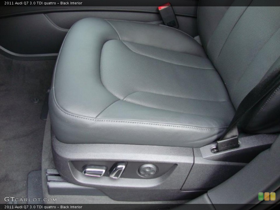 Black Interior Photo for the 2011 Audi Q7 3.0 TDI quattro #39031667