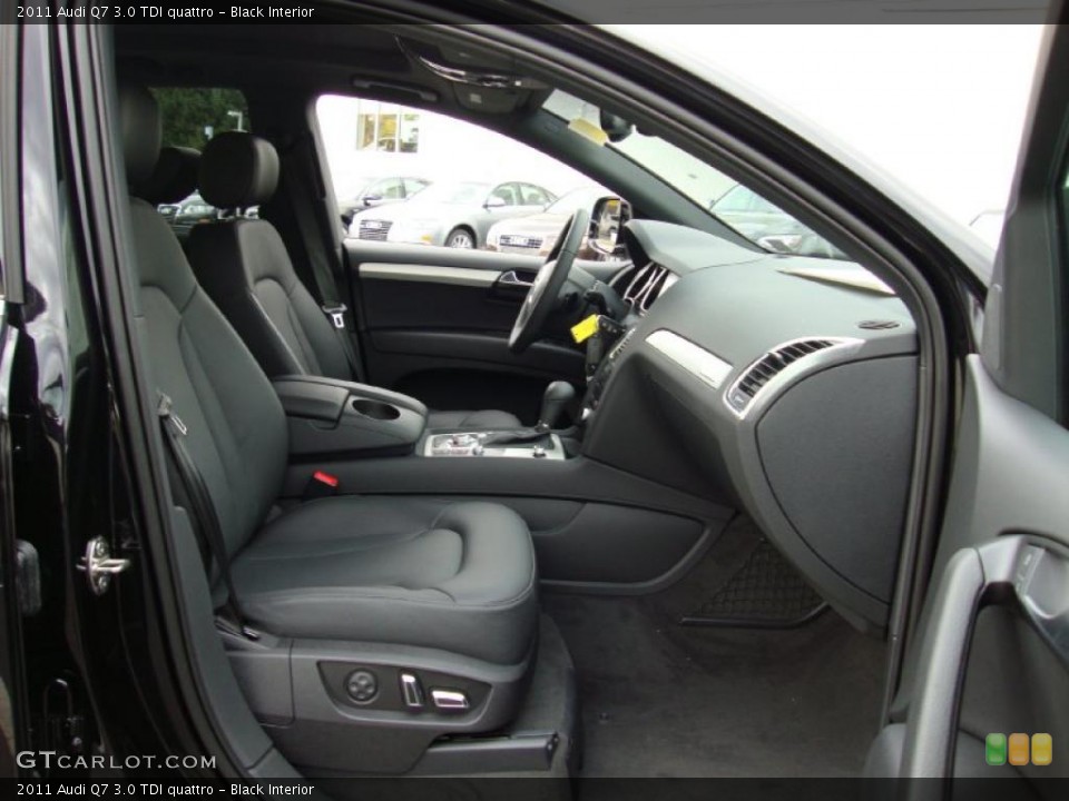 Black Interior Photo for the 2011 Audi Q7 3.0 TDI quattro #39031723