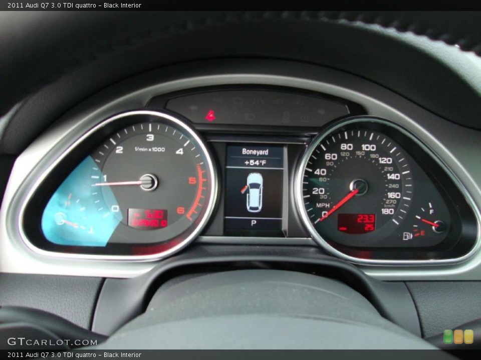 Black Interior Gauges for the 2011 Audi Q7 3.0 TDI quattro #39031943