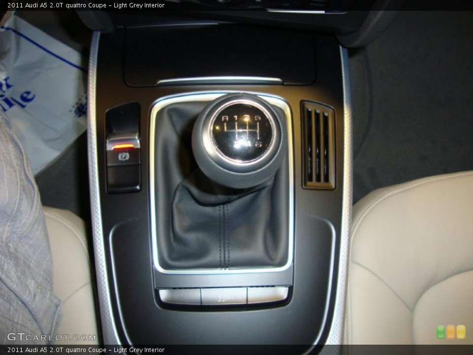 Light Grey Interior Transmission for the 2011 Audi A5 2.0T quattro Coupe #39034333