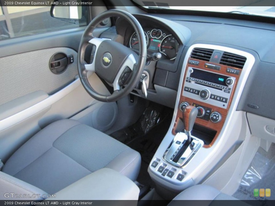 Light Gray Interior Dashboard for the 2009 Chevrolet Equinox LT AWD #39038491