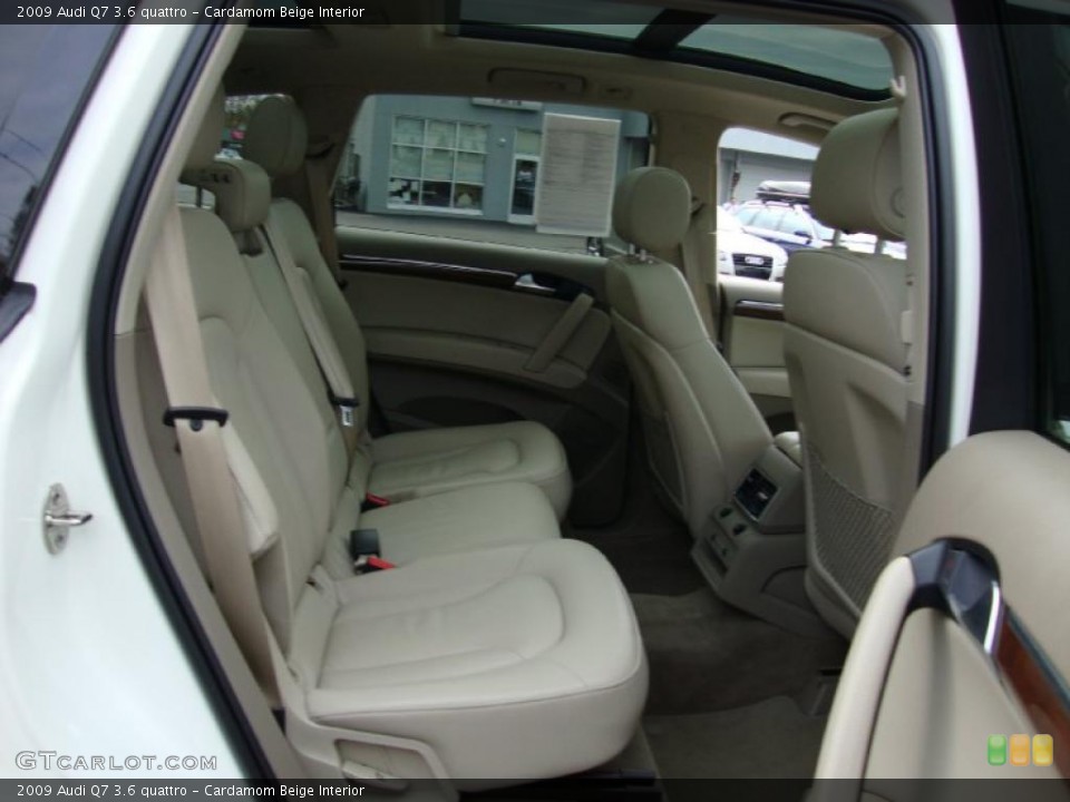 Cardamom Beige Interior Photo for the 2009 Audi Q7 3.6 quattro #39038911