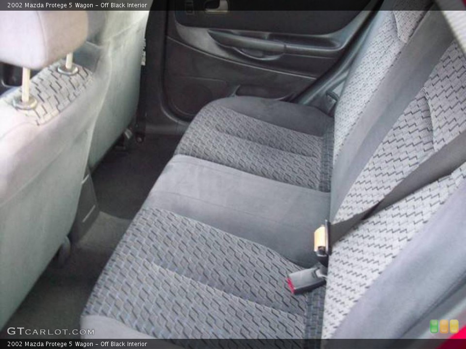 Off Black Interior Photo for the 2002 Mazda Protege 5 Wagon #39039619
