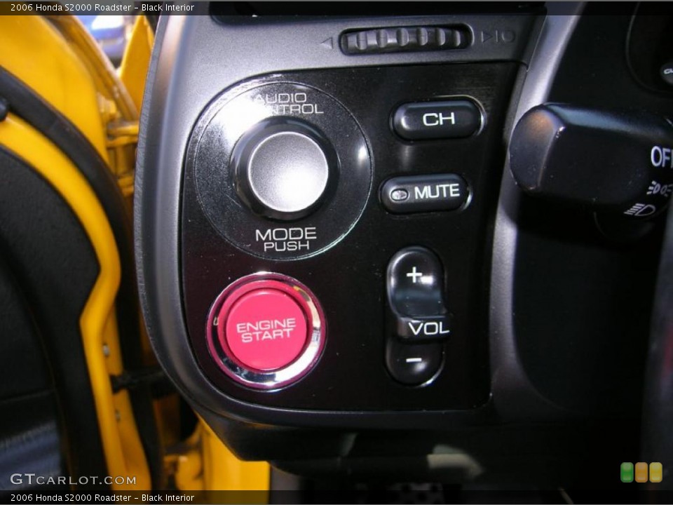 Black Interior Controls for the 2006 Honda S2000 Roadster #39040159