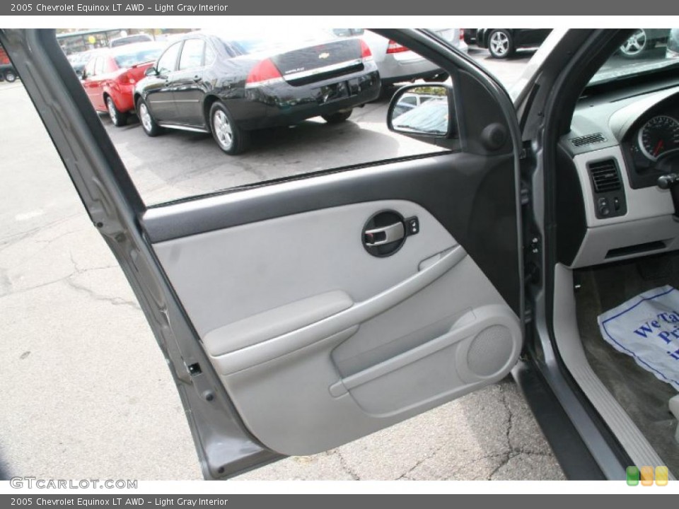 Light Gray Interior Door Panel for the 2005 Chevrolet Equinox LT AWD #39043283