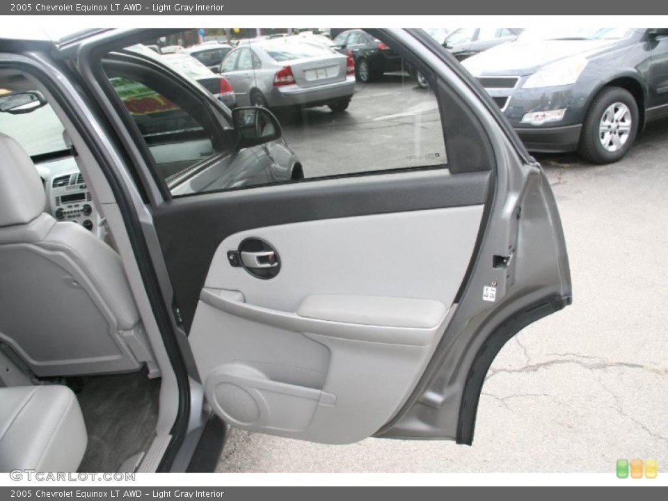 Light Gray Interior Door Panel for the 2005 Chevrolet Equinox LT AWD #39043307