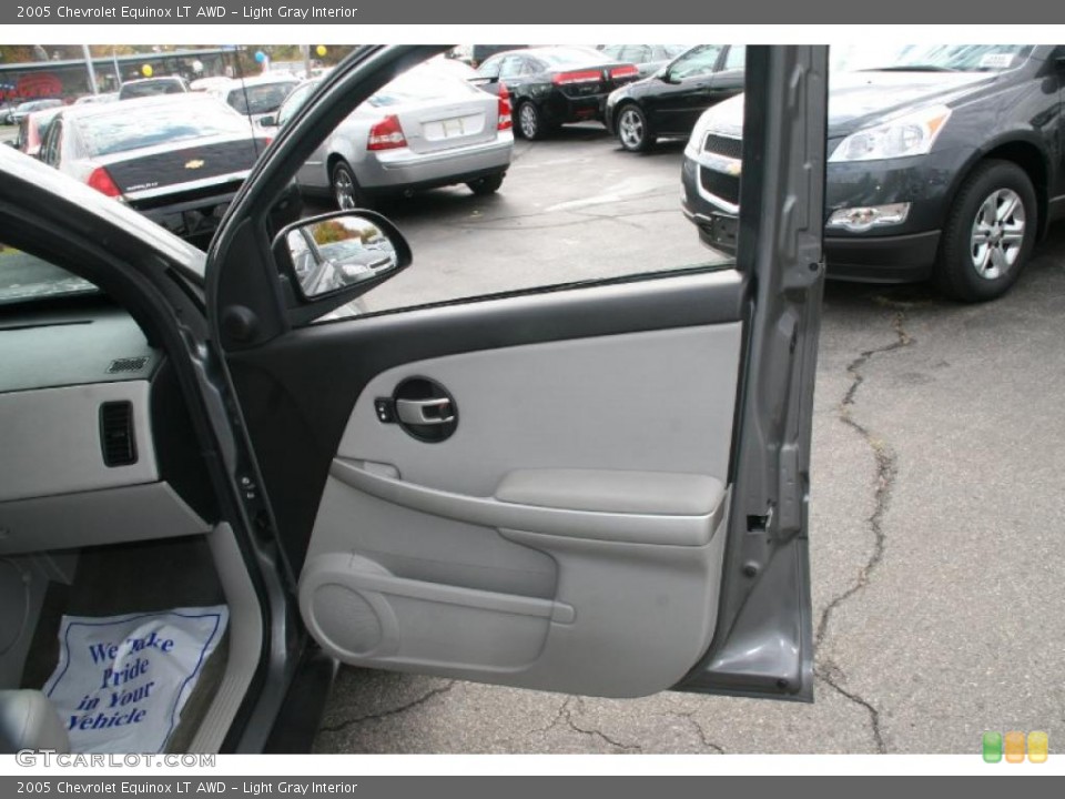 Light Gray Interior Door Panel for the 2005 Chevrolet Equinox LT AWD #39043319