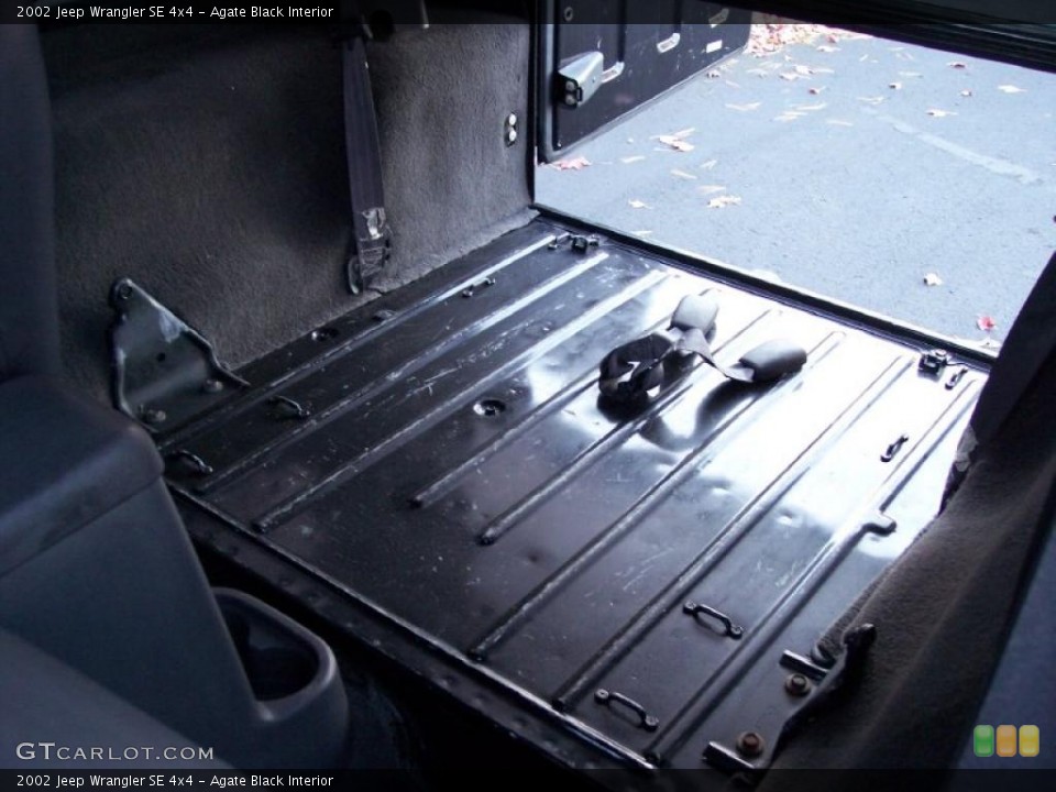 Agate Black Interior Trunk for the 2002 Jeep Wrangler SE 4x4 #39043495