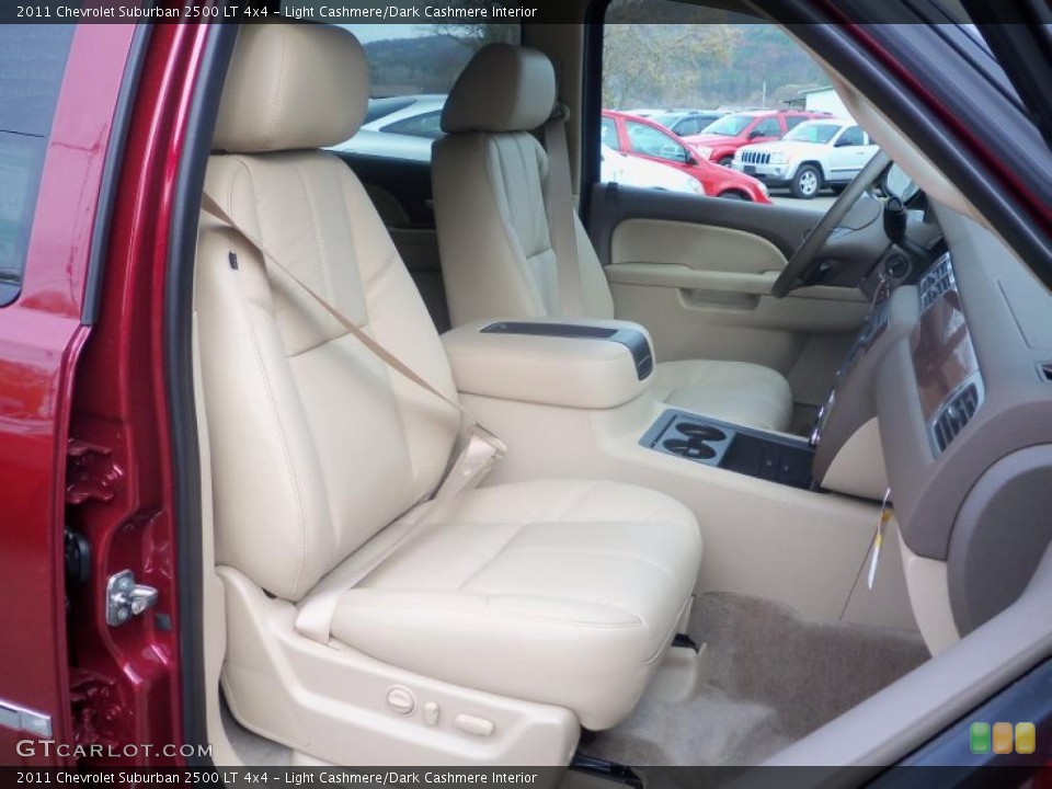 Light Cashmere/Dark Cashmere Interior Photo for the 2011 Chevrolet Suburban 2500 LT 4x4 #39043523