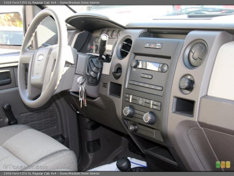 Stone/Medium Stone Interior Controls for the 2009 Ford F150 XL Regular Cab 4x4 #39043599