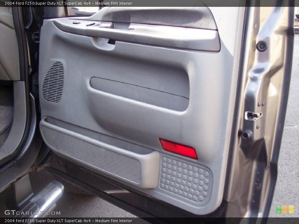 Medium Flint Interior Door Panel for the 2004 Ford F250 Super Duty XLT SuperCab 4x4 #39044208
